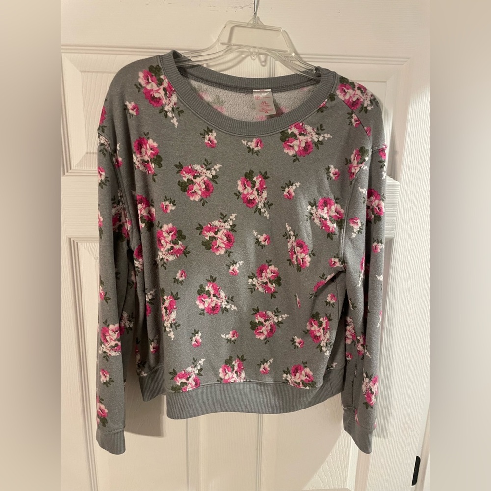 No Boundaries Gray Floral Sweater